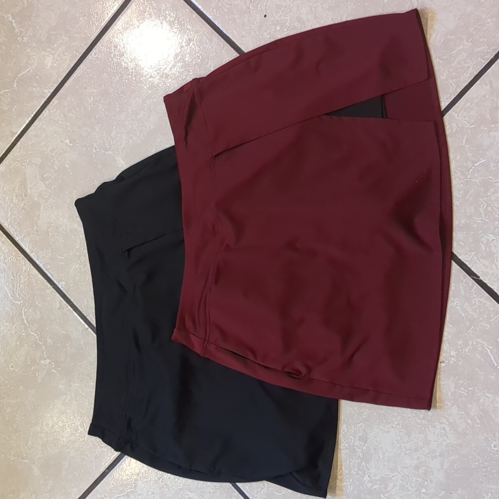 AVIA tennis sport skirt skort size Small Set of 2